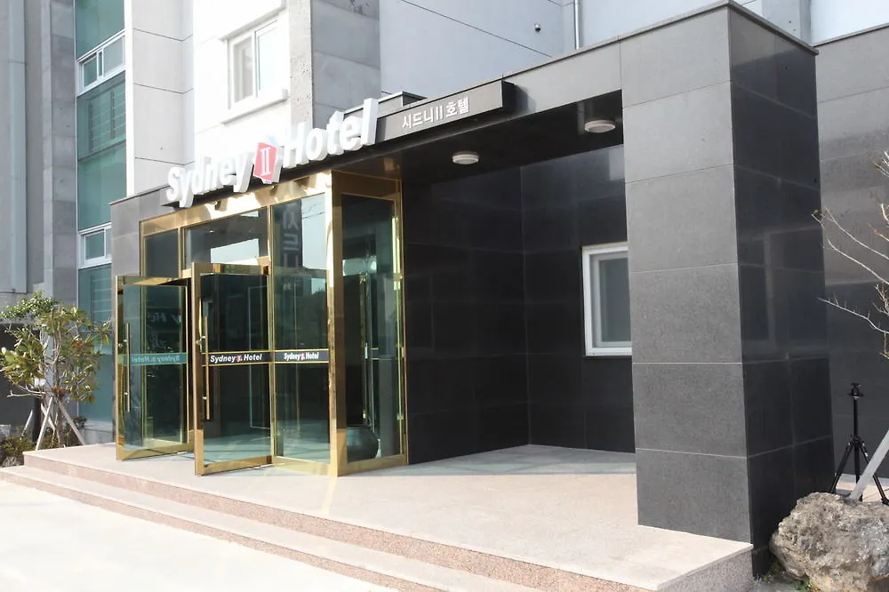 Huesik Hotel Sydney Чеджудо