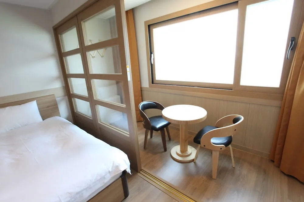 Huesik Hotel Sydney Чеджудо Южная Корея